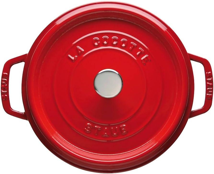 Staub Cocotte detail