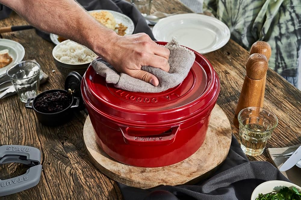 Staub multiple angles